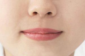 産後骨盤矯正には専門医院へ行けば解決